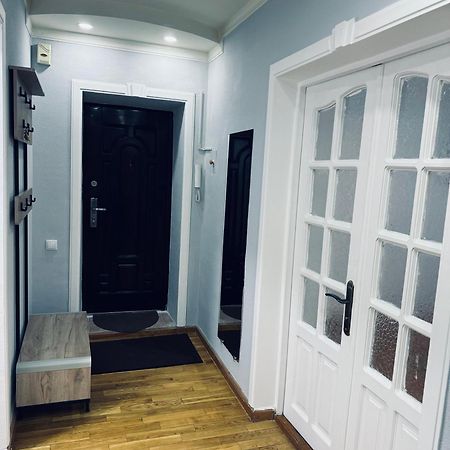 Classic Family Apart In The Center With 4 Rooms Tashkent Esterno foto