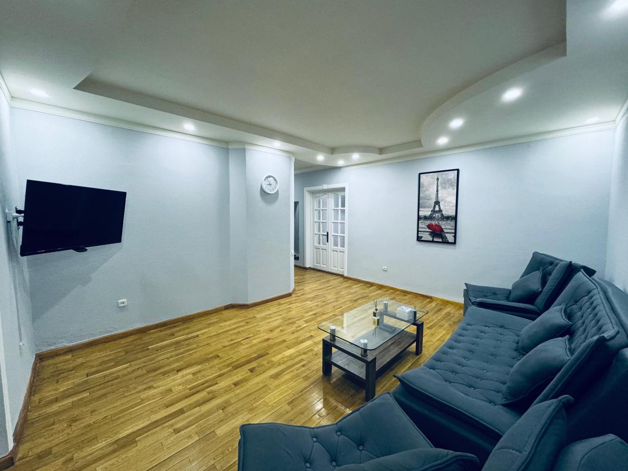 Classic Family Apart In The Center With 4 Rooms Tashkent Esterno foto