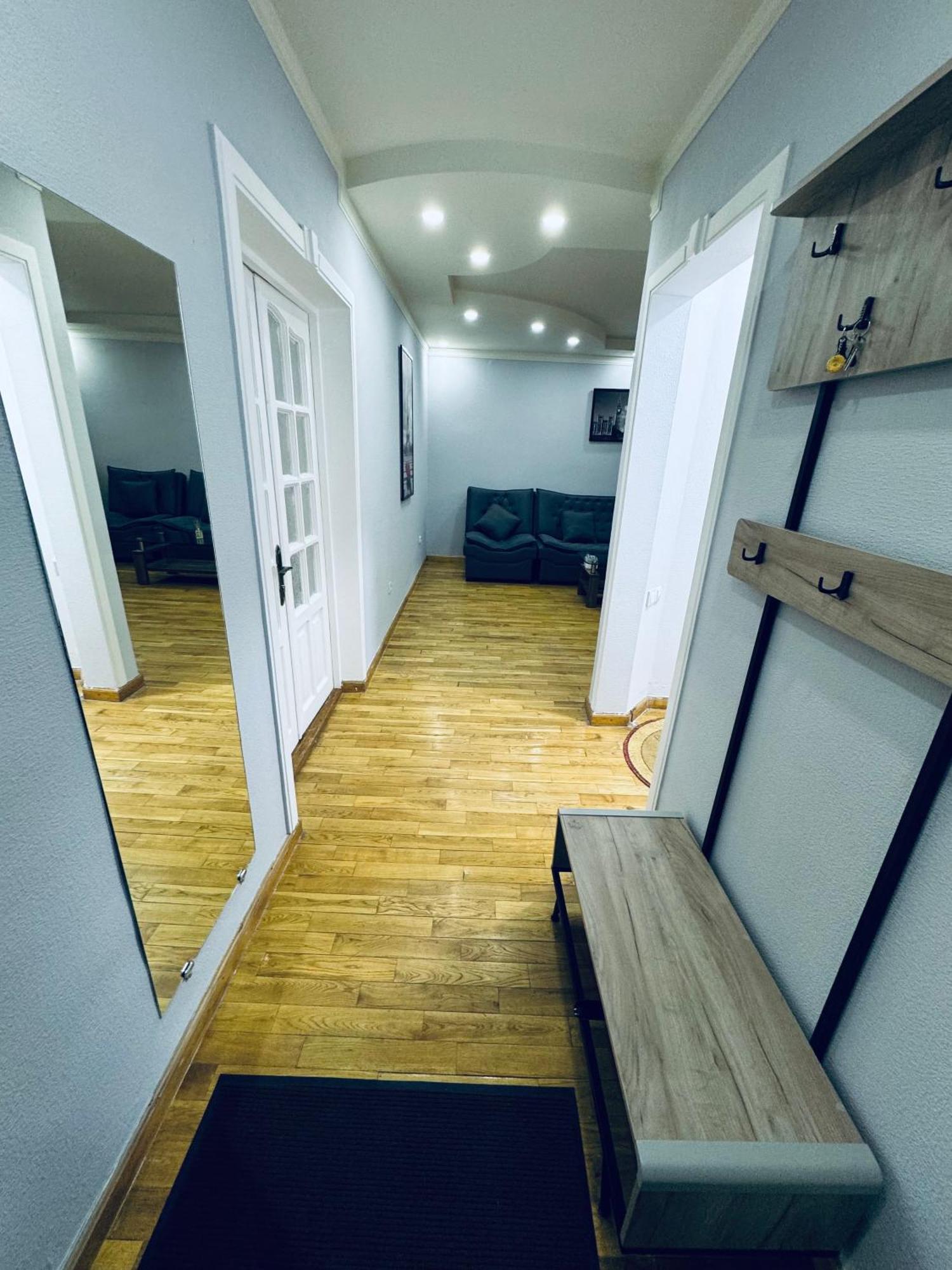Classic Family Apart In The Center With 4 Rooms Tashkent Esterno foto