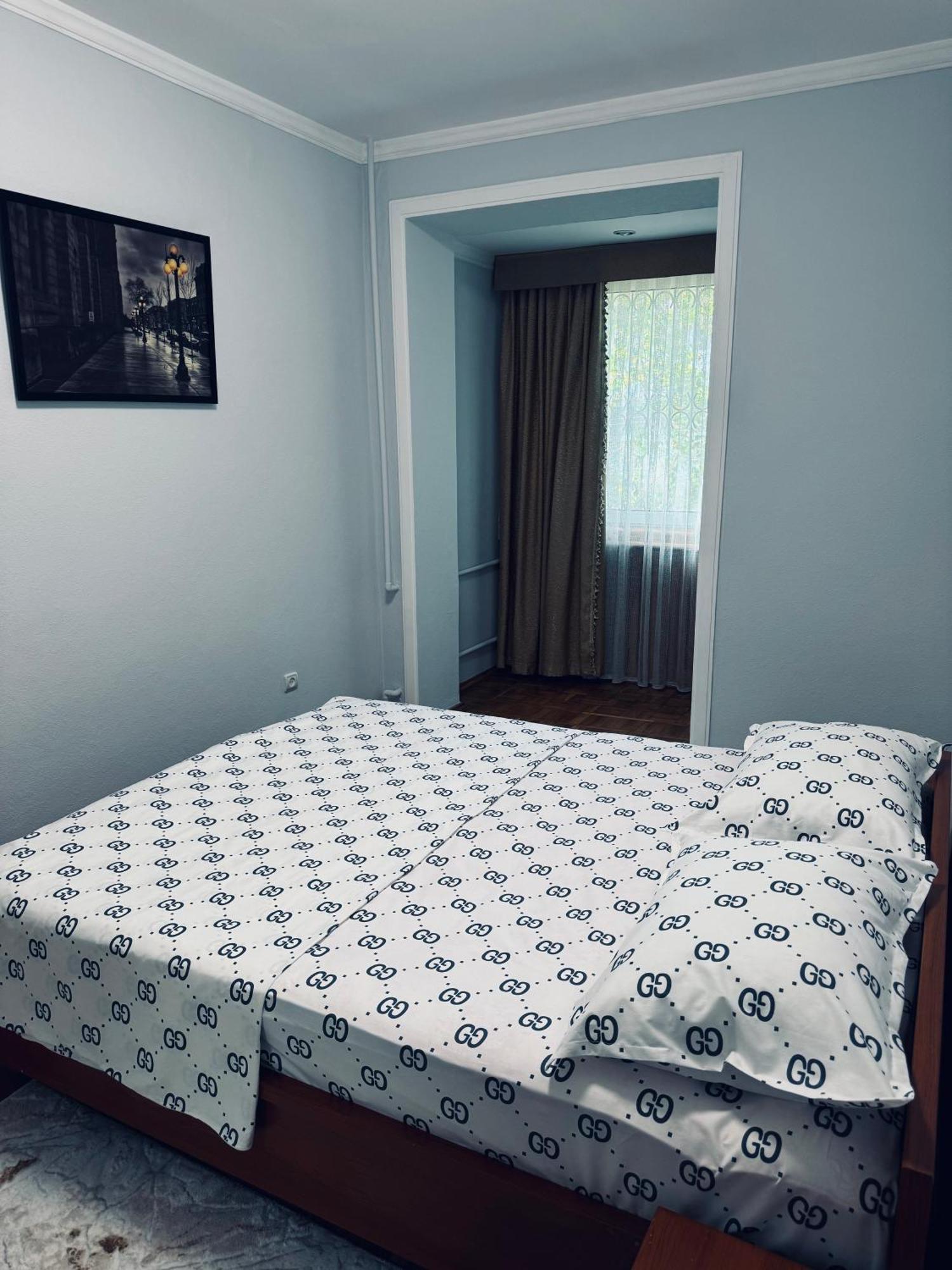 Classic Family Apart In The Center With 4 Rooms Tashkent Esterno foto