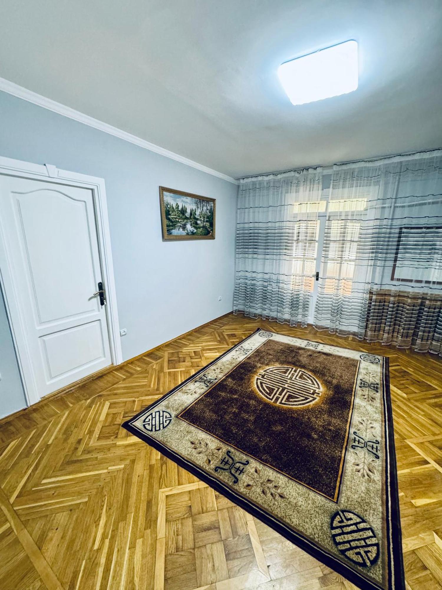 Classic Family Apart In The Center With 4 Rooms Tashkent Esterno foto